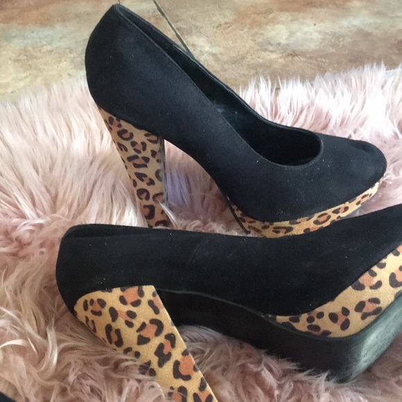 high heel - Picture 2 of 2